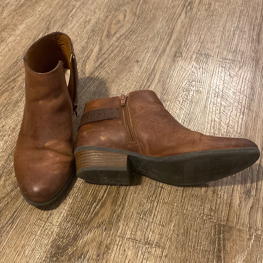 Clarks Booties GUC